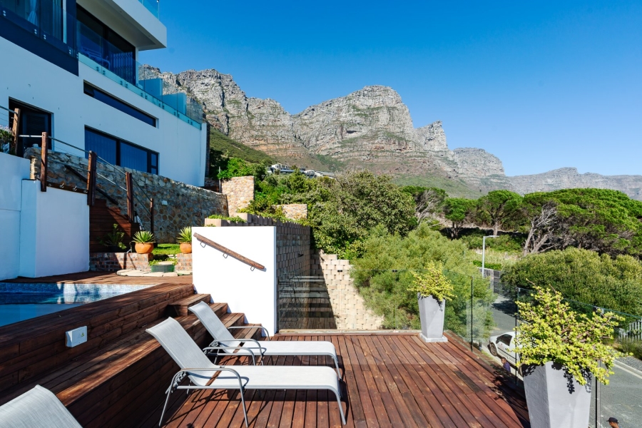 11 Bedroom Property for Sale in Camps Bay Western Cape